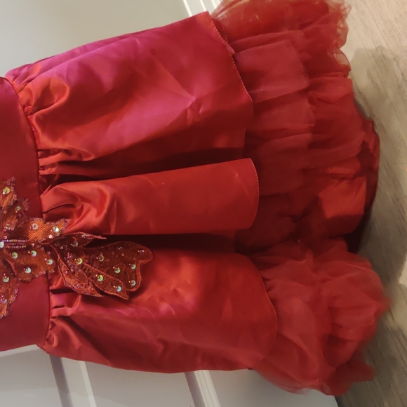 Girls party gown  high low red, 5-6 years US S size - Picture 2 of 4